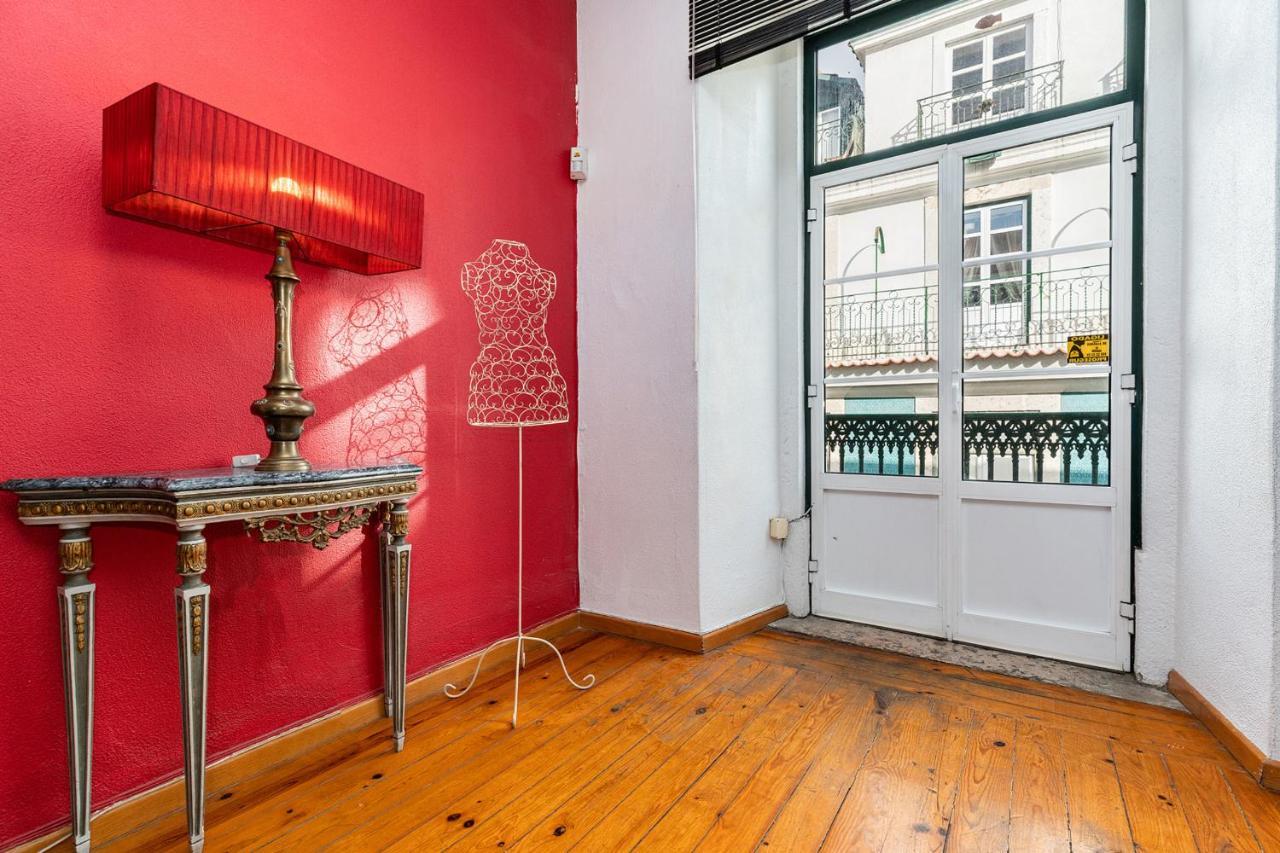 Charming 2 Bedroom Apartment next to Praça da figueira Lisboa Exterior foto